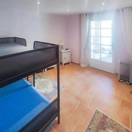 Awesome In Les Beziers Дом отдыха *